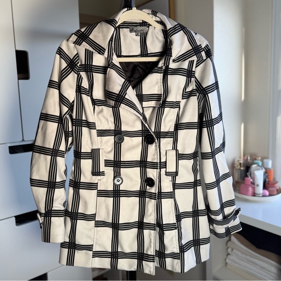 Modmodele Stylish Black and White Plaid Women's Coat Jacket Size M - Picture 2 of 3